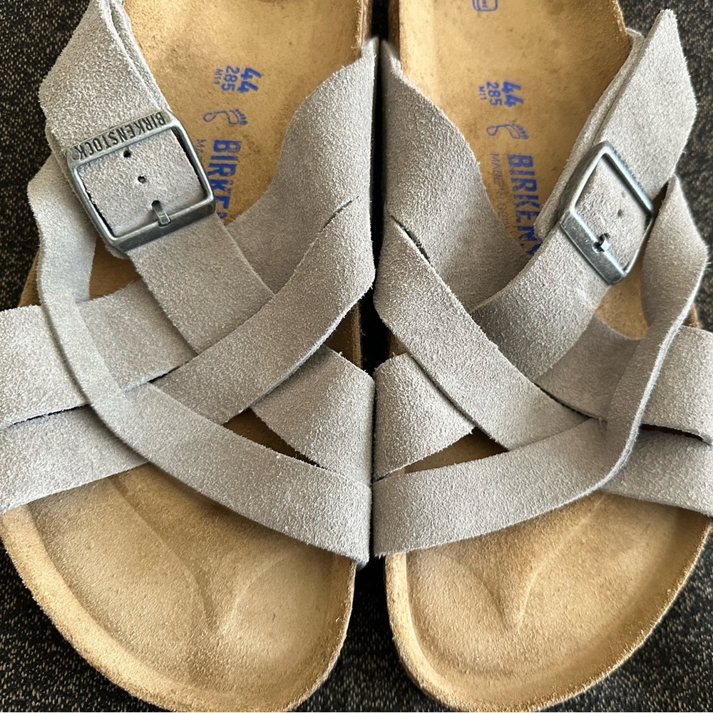 Birkenstock Lugano Sandal - Men's
Casual Look With Lugano From Birkenstock.